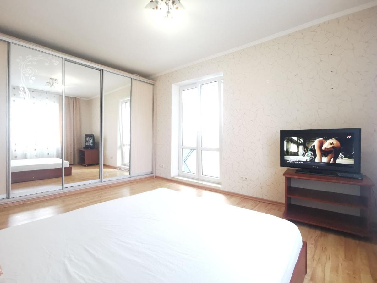 Lavina Mall Apartments 4 Суми Екстер'єр фото